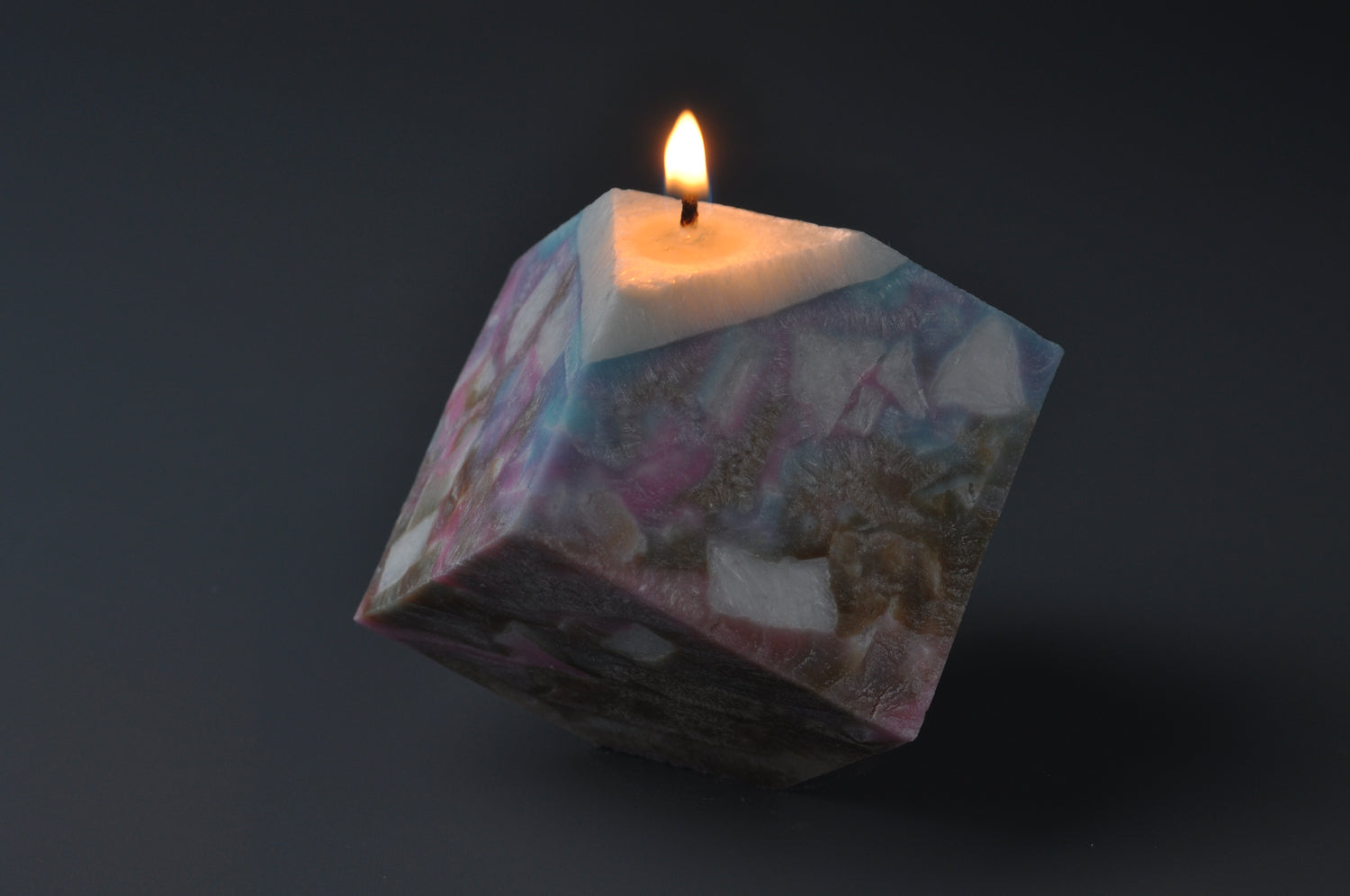 Hand‑poured Japanese pillar candle - Tokyo Candle 2-Day Diploma Course