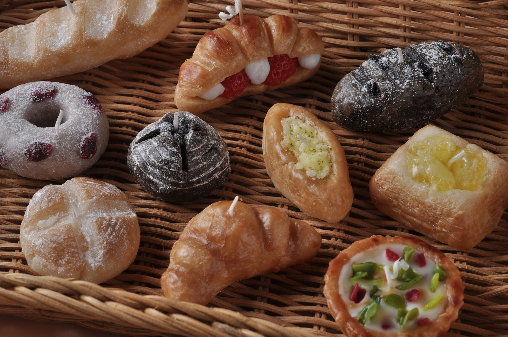 Japanese design candle workshop in making mini bakery - no experience required